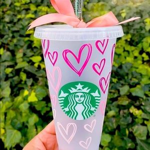 24oz cold Starbucks cup